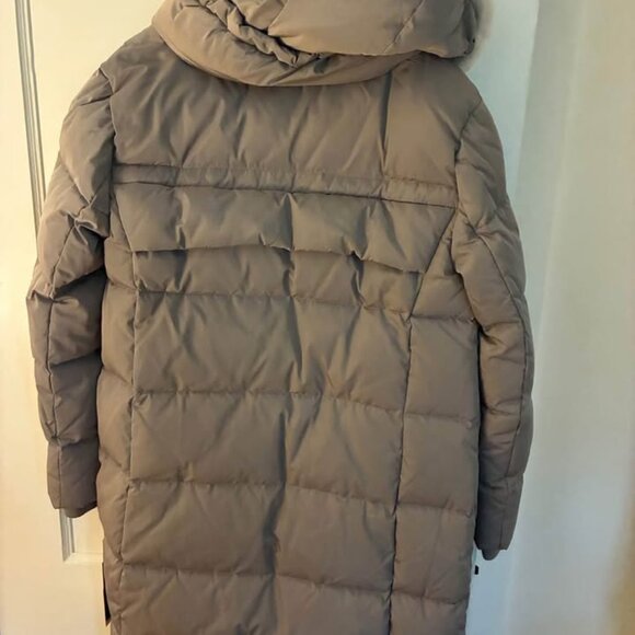 NWT DKNY maxi-length puffer with hood - Picture 5 of 5